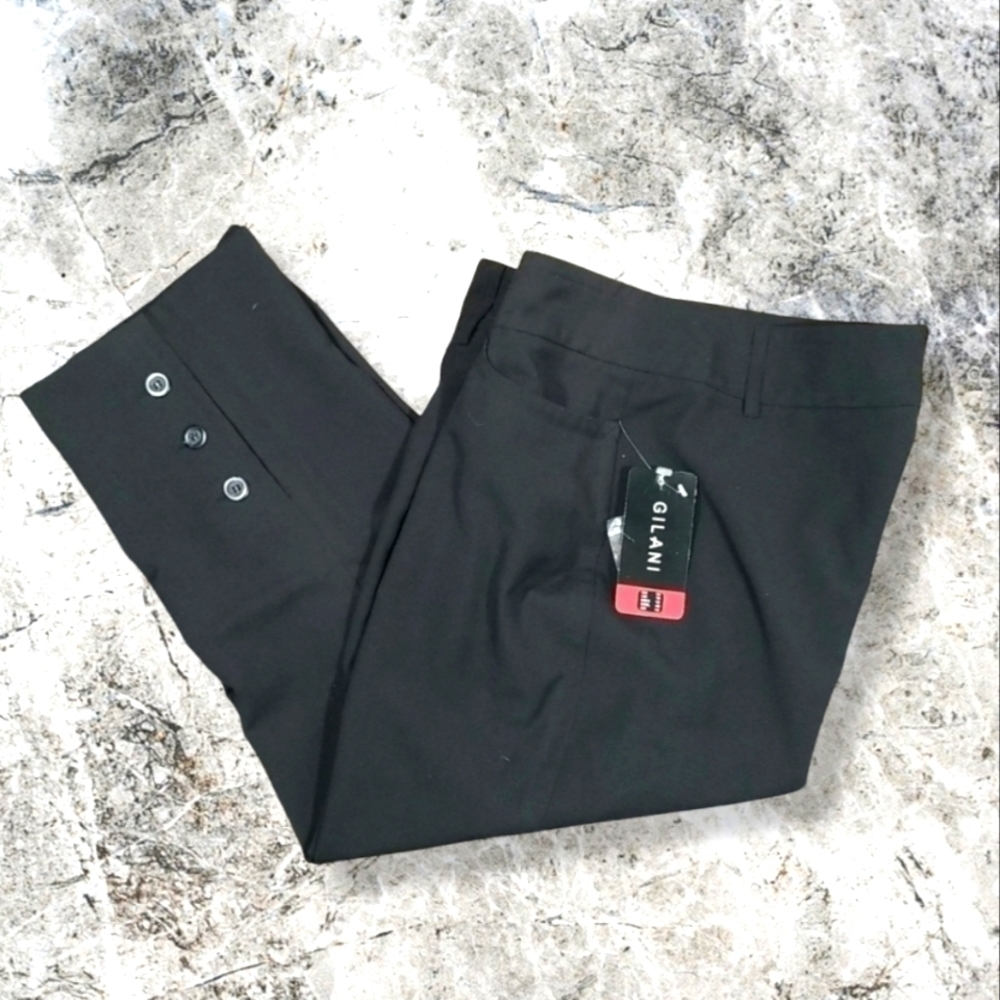 Gilani Dress 3 Button Cuff Hi-Rise Capris